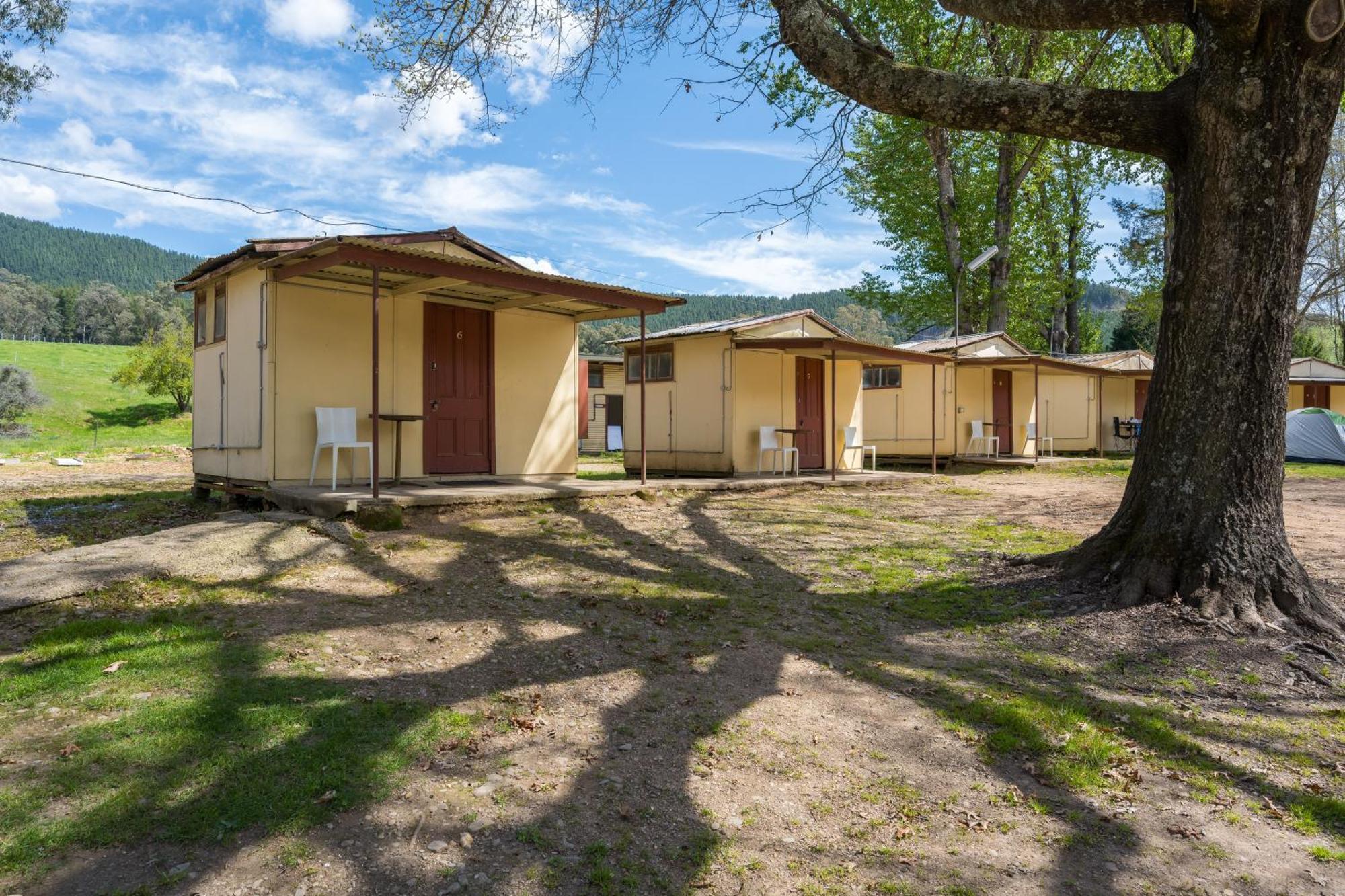 Bright Cabin Park Exterior photo